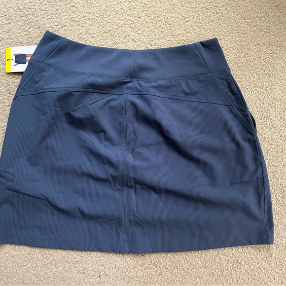 Orvis Blue Skort - Picture 2 of 3